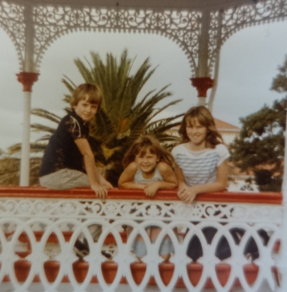 Family holiday in New Zealand 1983